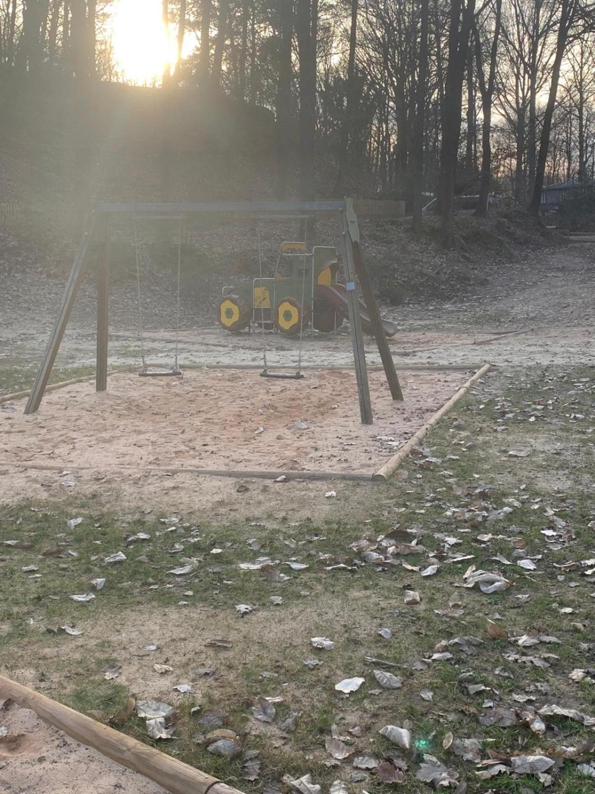 Location Mobil-Home Le Parc Des Roches Saint-Cheron Bilik gambar